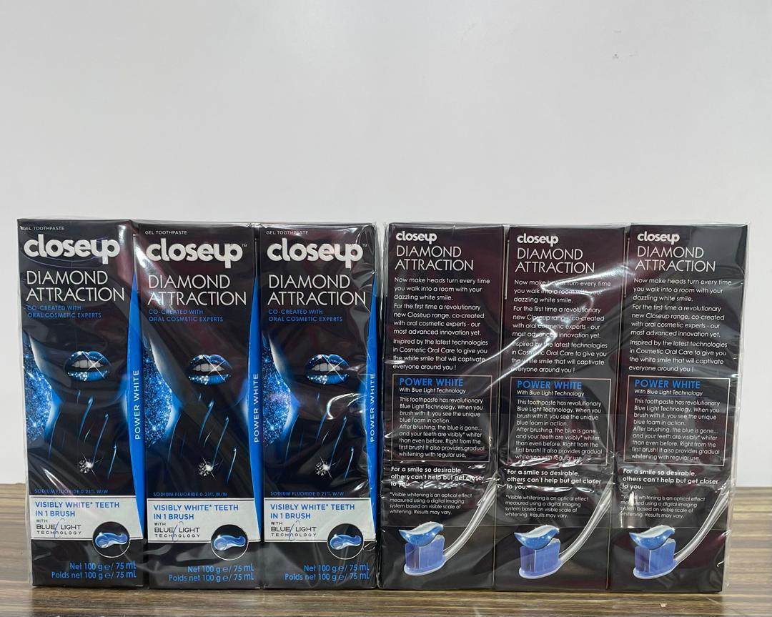 Closeup Diamond Attraction Toothpaste
